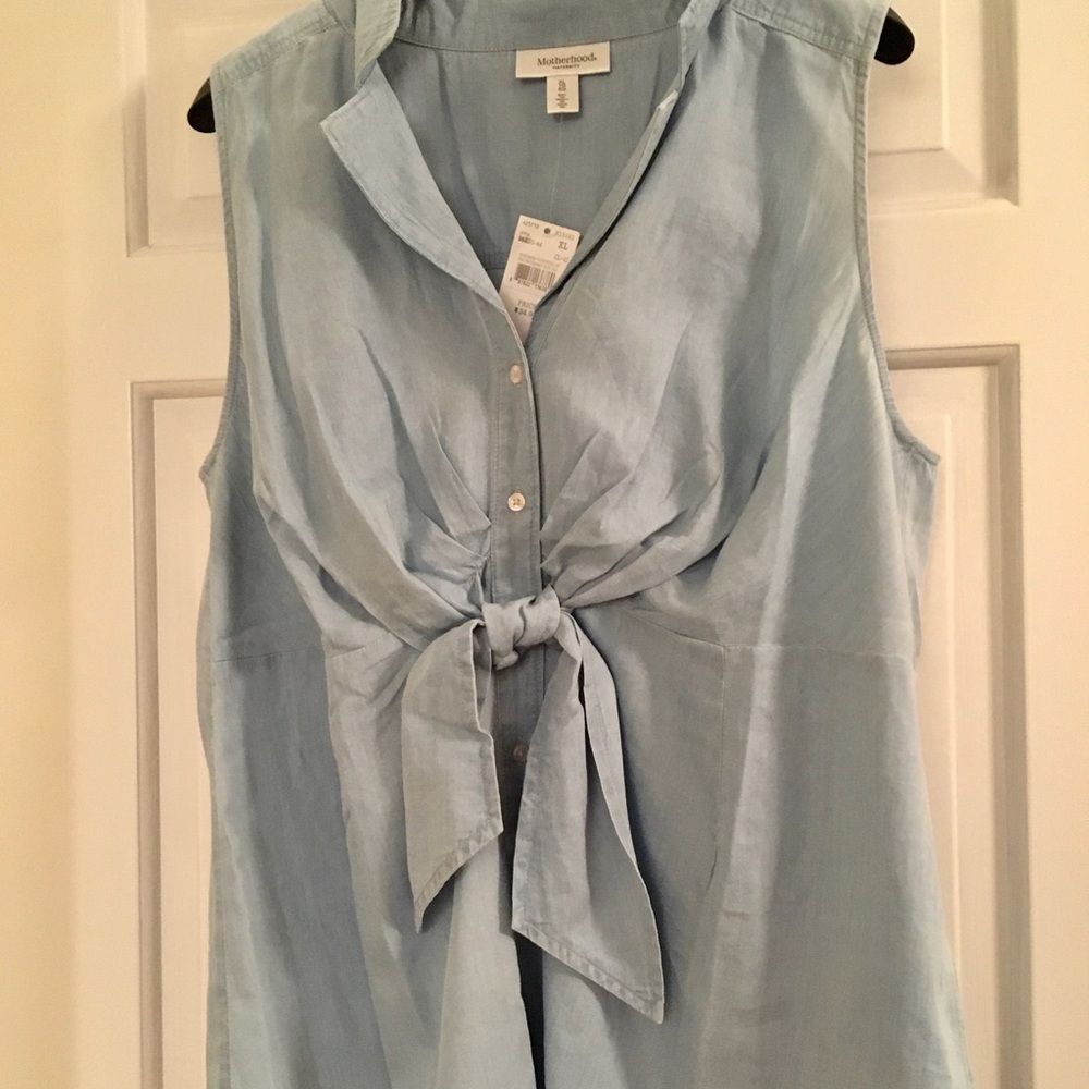 NWT Motherhood Maternity Shirt